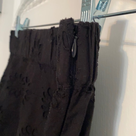 Zara Black Eyelet Skirt - Picture 4 of 5